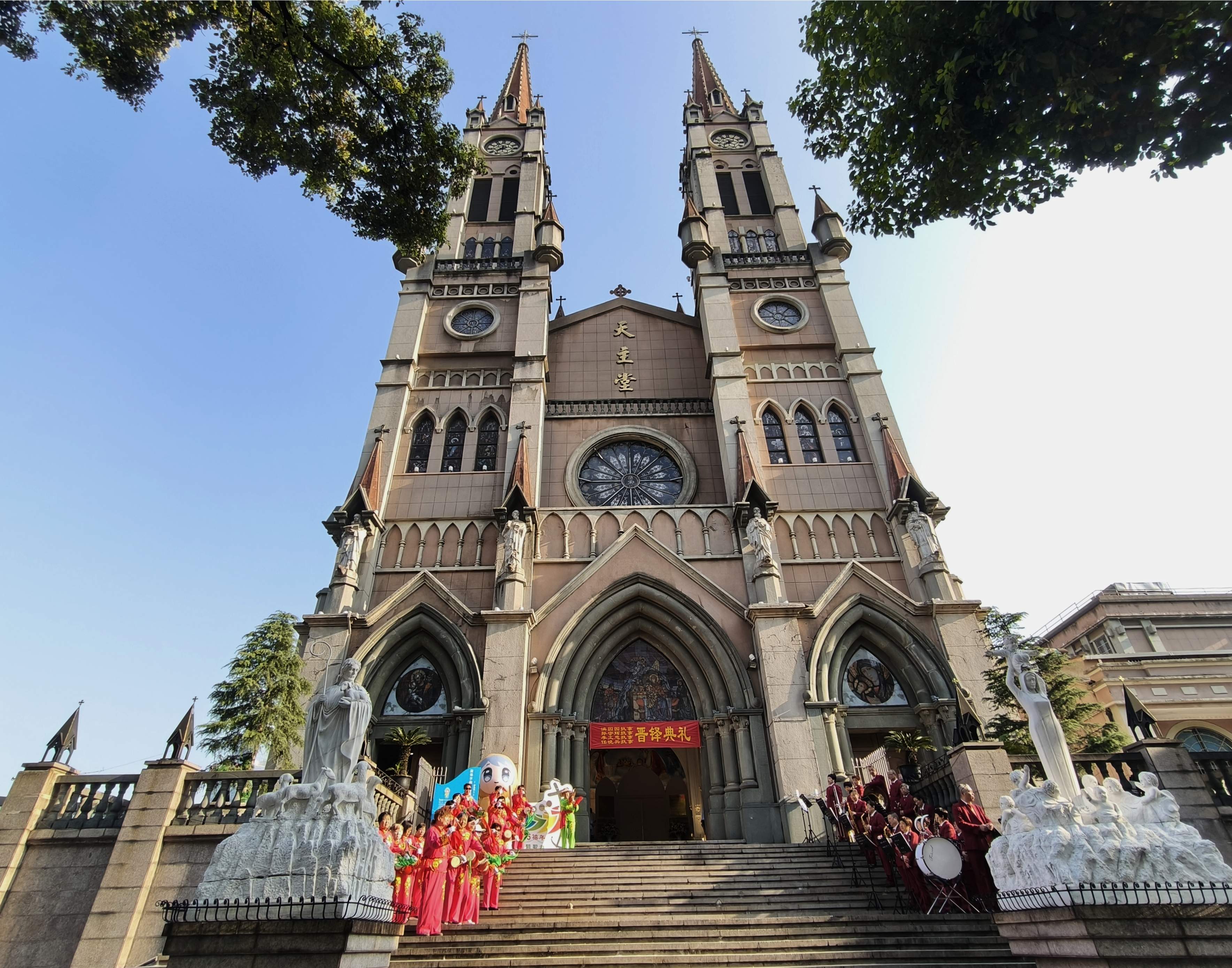 天主教宁波教区举行晋铎典礼